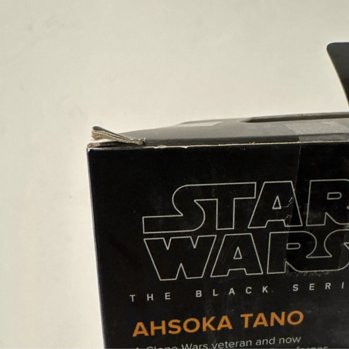 Star Wars: The Black Series - Ahsoka Tano (The Mandalorian) 6-Inch NIB #3173 FREE SHIPPING
