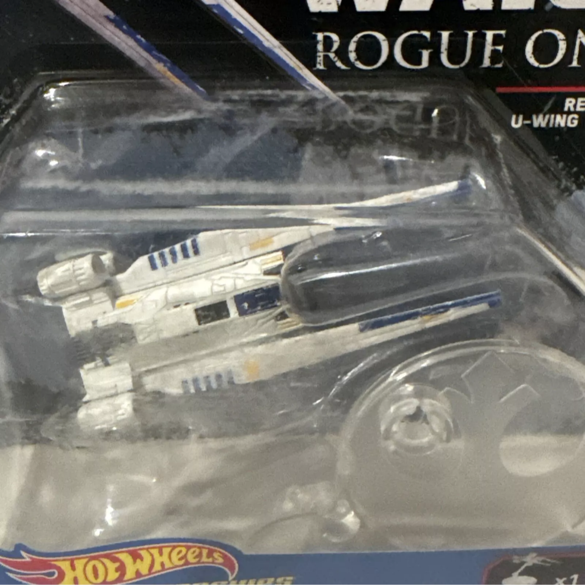 2-Star Wars Hot Wheels Rebel U-Wing Fighter & Vulture Droid New-ships Fast B11-9261