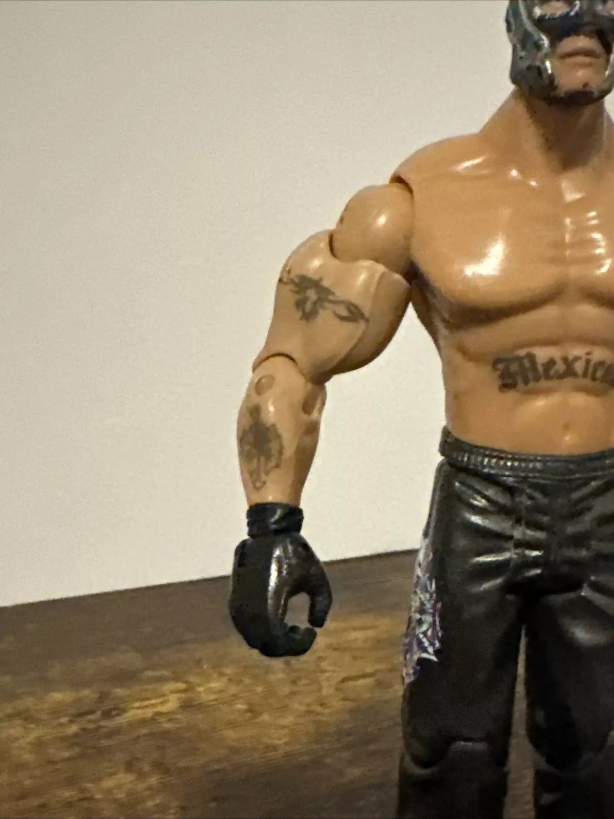 2003 Jakks Pacific WWE Rey Mysterio Action Figure SHIPS FREE