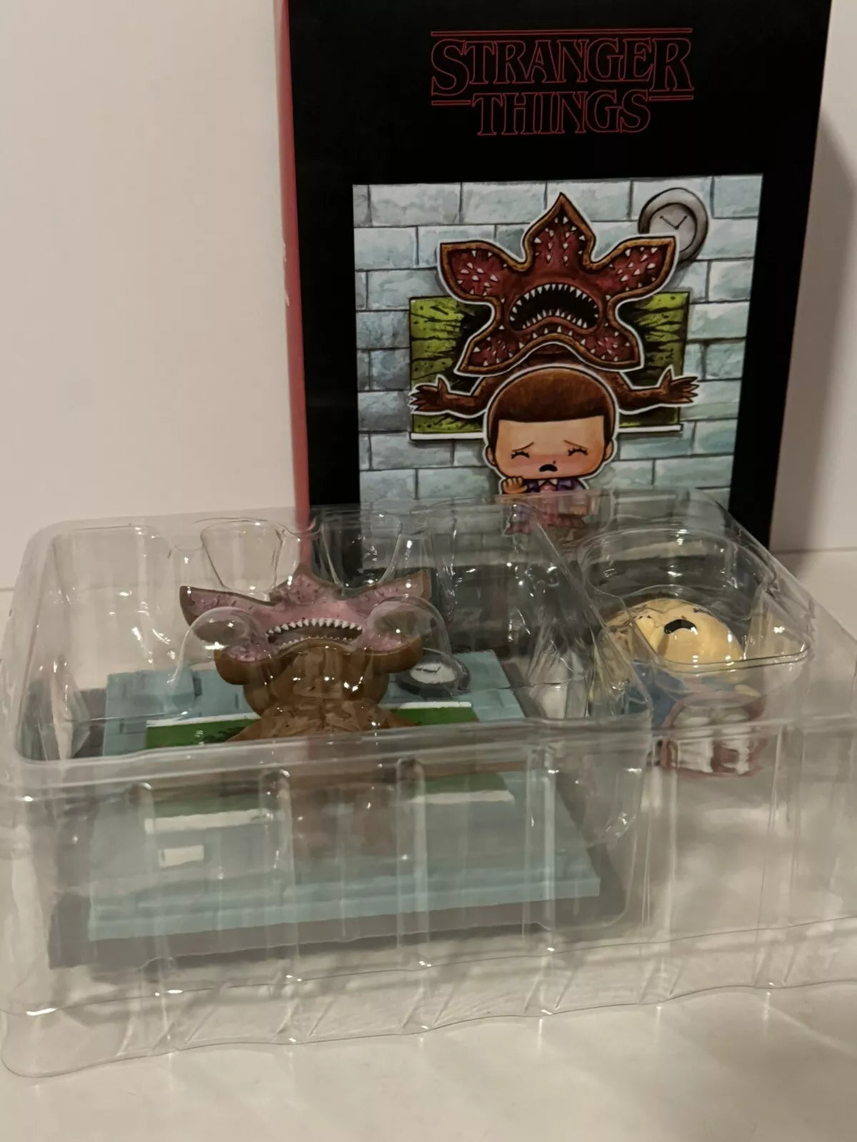 Stranger Things Soft’N Slo Squishies Ultra Hopper And Eleven Vs Demogorgon Lot SHIPS FREE