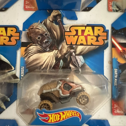 Lot Of 8 Hot Wheels Star Wars Character Car Yoda, Luke, Maul, Trooper Ships FREE