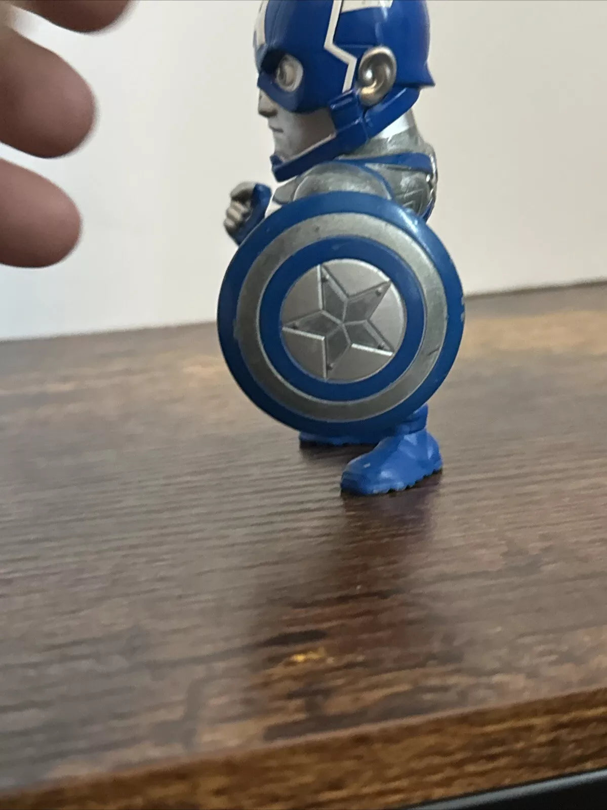 Metals Die Cast Marvel Captain America Silver Blue 2016 with Shield FREE SHIPPING