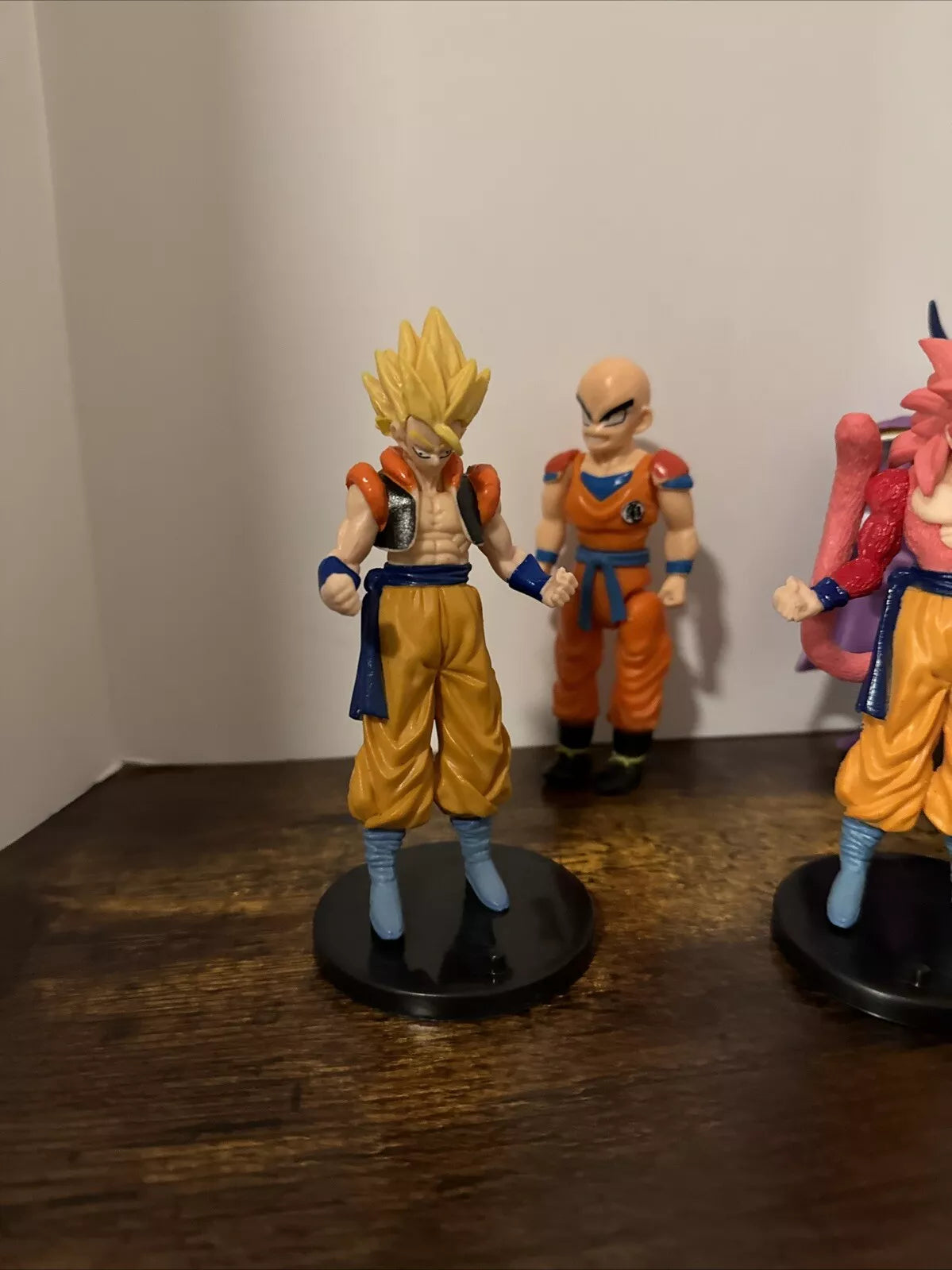 Lot Of 7 USED DRAGON BALLZ Figures Used Condition-FREE SHIPPING