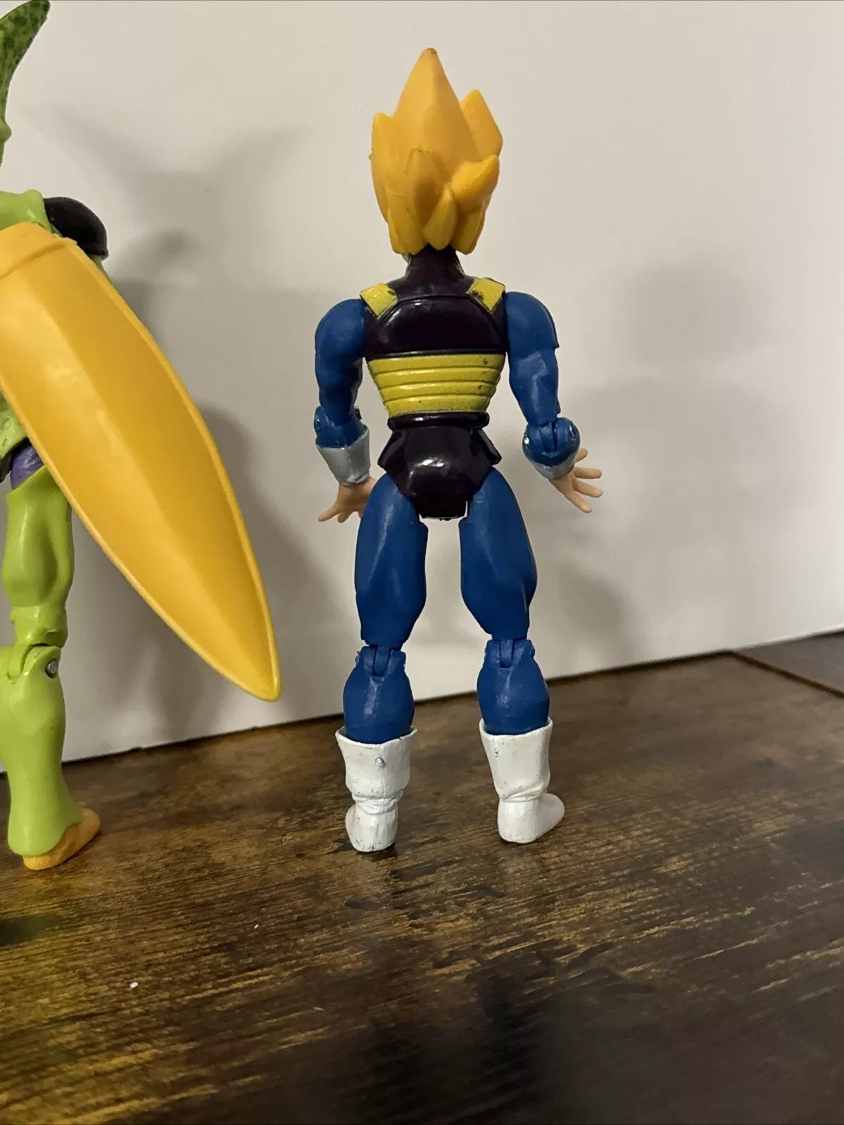 Lot Of 7 USED DRAGON BALLZ Figures Used Condition-FREE SHIPPING