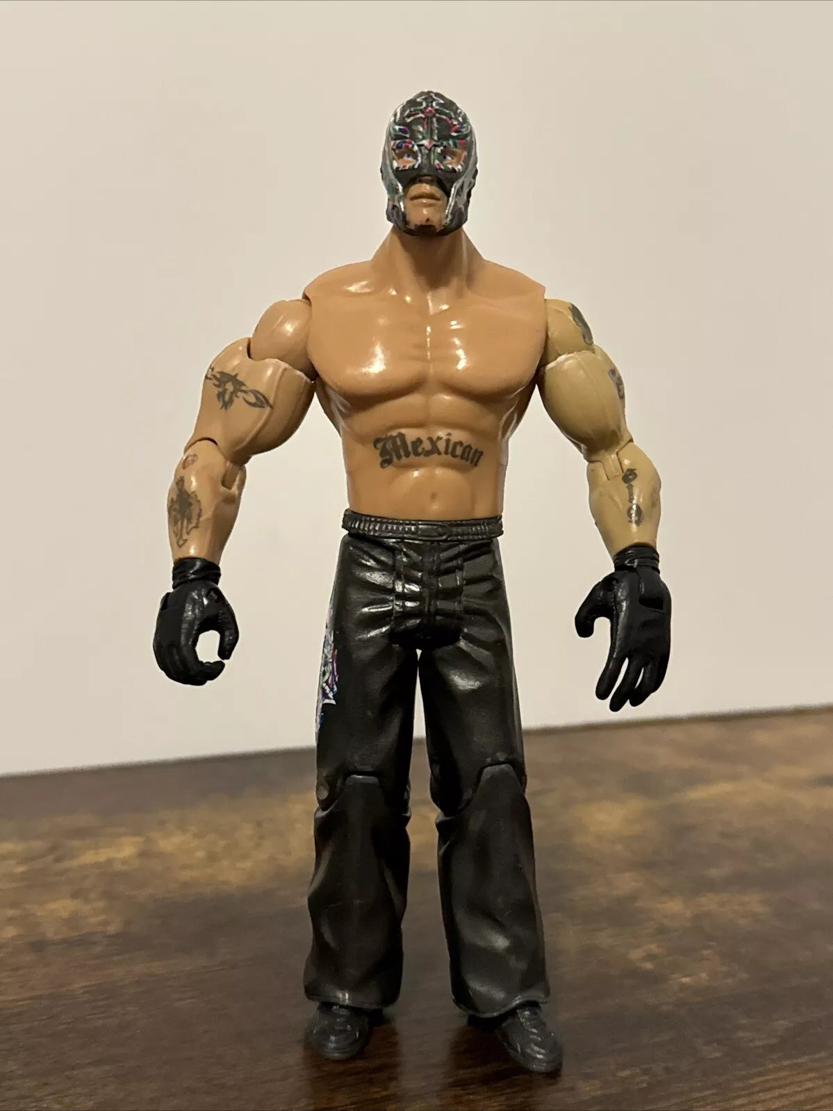 2003 Jakks Pacific WWE Rey Mysterio Action Figure SHIPS FREE