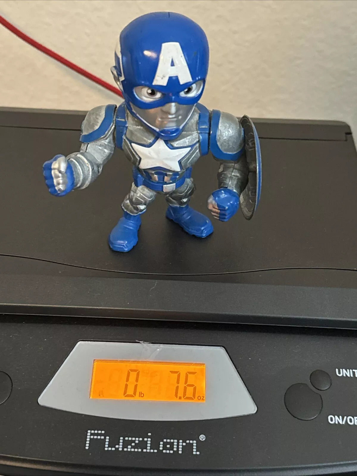 Metals Die Cast Marvel Captain America Silver Blue 2016 with Shield FREE SHIPPING