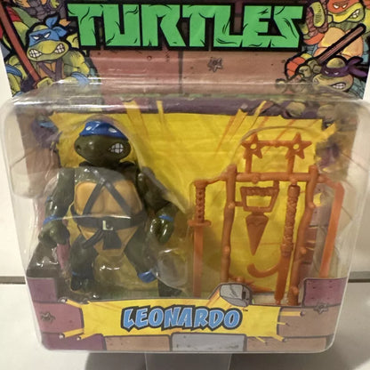 TMNT Teenage Mutant Ninja Turtles Classic Collection Leonardo Figure 2015 B4 FREE SHIPPING