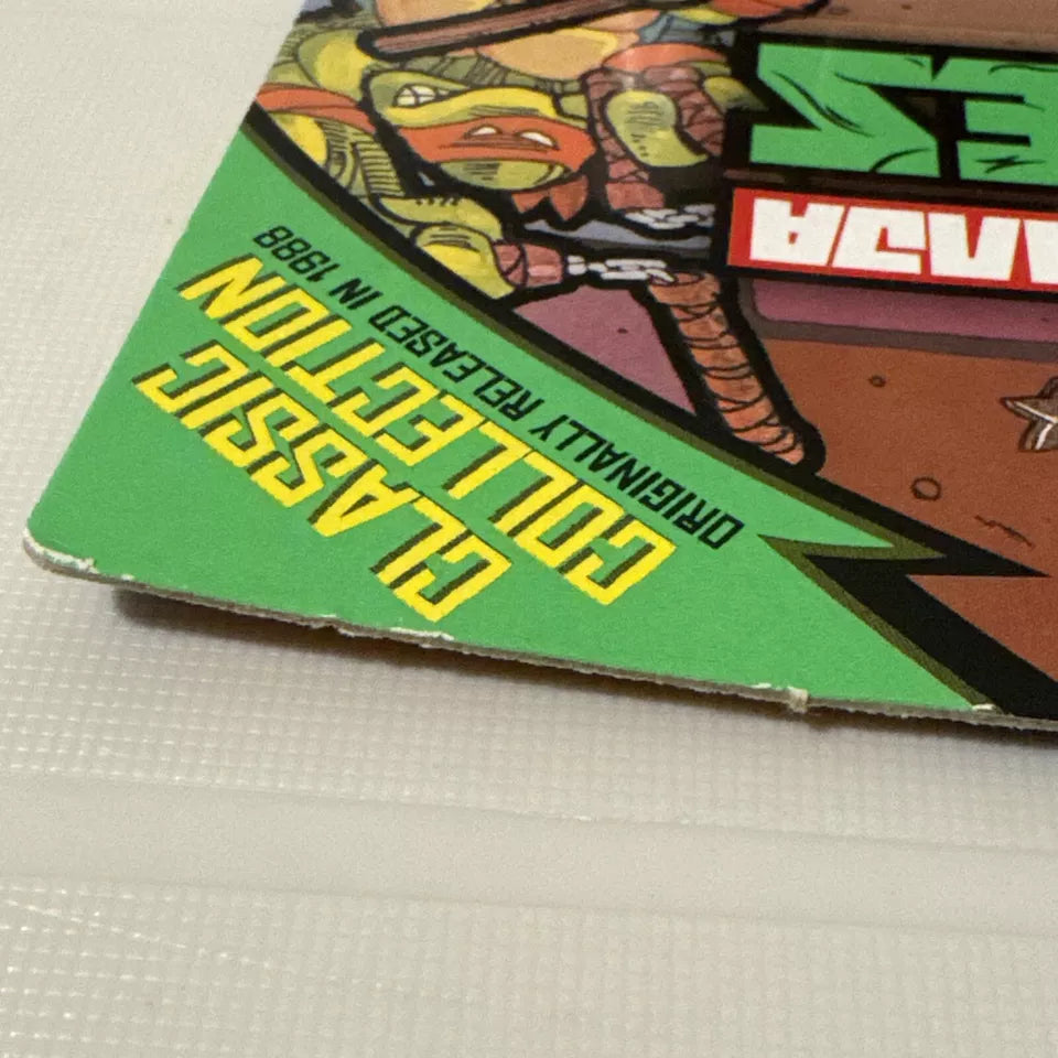 TMNT Teenage Mutant Ninja Turtles Classic Collection Leonardo Figure 2015 B4 FREE SHIPPING